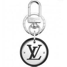 Louis Vuitton LV Cut Circle Key Holder M67362