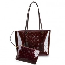 Louis Vuitton Long Beach MM Monogram Vernis M90475