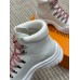 Louis Vuitton Ruby Flat Ranger Boots In White Leather Louis Vuitton Ruby Flat Ranger Boots In White Leather