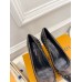 Louis Vuitton Signature Pumps in Black Leather with Monogram Canvas