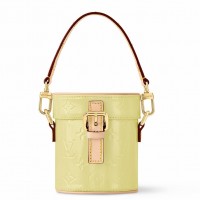 Louis Vuitton Astor Bag in Monogram Vernis Leather M24099 Louis Vuitton Astor Bag in Monogram Vernis Leather M24099