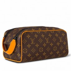 Louis Vuitton Dopp Kit Toilet Pouch in Monogram Canvas M46696 Louis Vuitton Dopp Kit Toilet Pouch in Monogram Canvas M46696