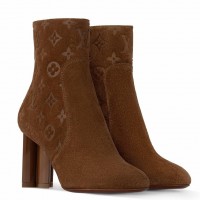 Louis Vuitton Silhouette Ankle Boots in Brown Suede Leather Louis Vuitton Silhouette Ankle Boots in Brown Suede Leather