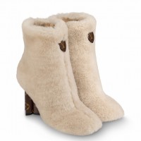 Louis Vuitton Silhouette Ankle Boots In Shearling Louis Vuitton Silhouette Ankle Boots In Shearling