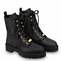 Louis Vuitton Territory Flat Ranger Boots In Black Leather with Wool Louis Vuitton Territory Flat Ranger Boots In Black Leather with Wool