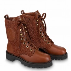 Louis Vuitton Territory Flat Ranger Boots In Brown Leather with Wool Louis Vuitton Territory Flat Ranger Boots In Brown Leather with Wool